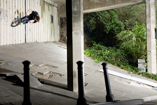 the bigger hexagon wallride 2