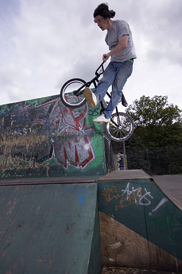 dan step thru hip