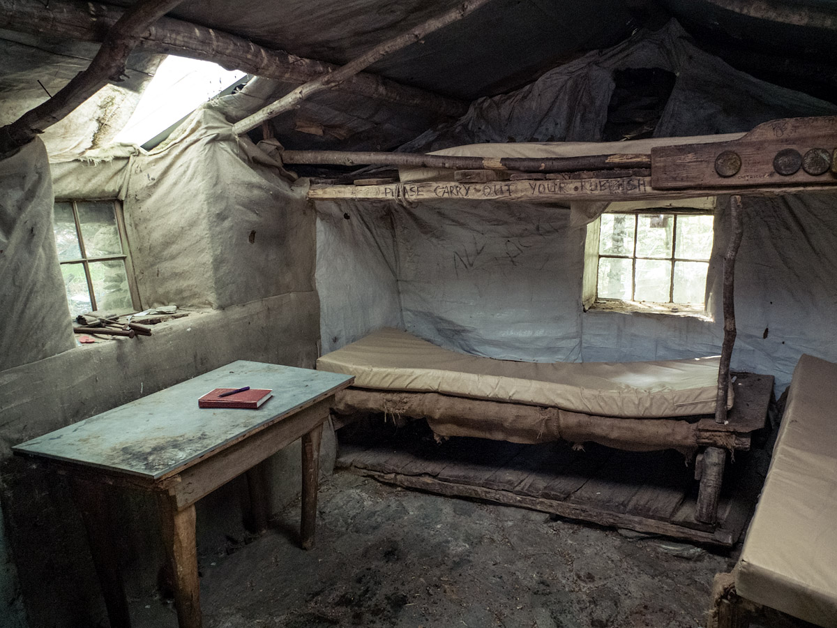 Sam Summers Hut (interior)